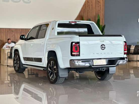 VOLKSWAGEN-AMAROK-3.0 V6 TDI DIESEL EXTREME CD 4MOTION AUTOMÁTICO VOLKSWAGEN-AMAROK-2025