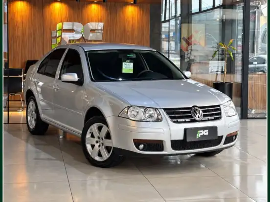 VOLKSWAGEN-BORA-2.0 MI 8V FLEX 4P MANUAL VOLKSWAGEN-BORA-2010