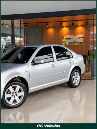 VOLKSWAGEN-BORA-2010