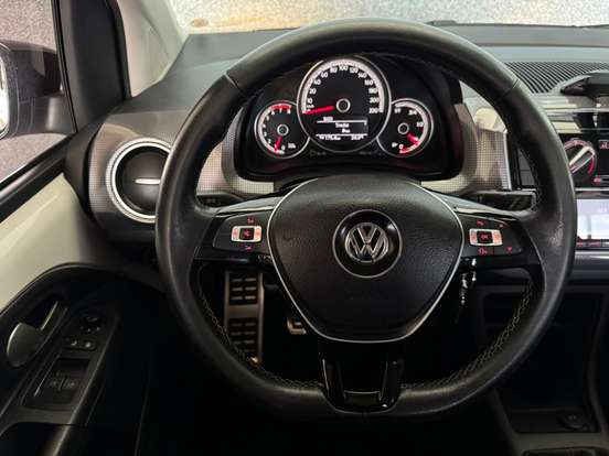 VOLKSWAGEN-CROSS UP-1.0 TSI 12V FLEX 4P MANUAL VOLKSWAGEN-CROSS UP-2018
