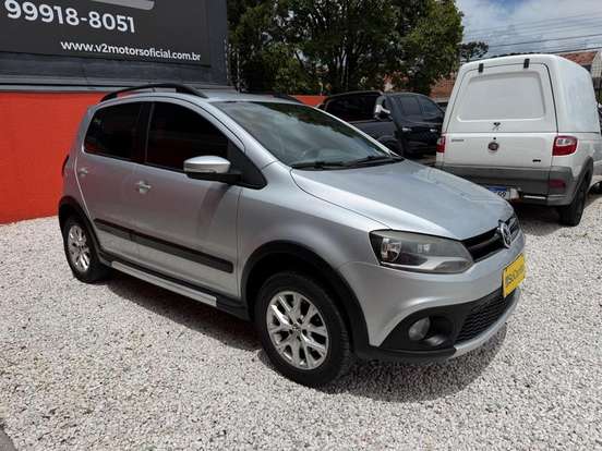 VOLKSWAGEN-CROSSFOX-1.6 MI FLEX 8V 4P MANUAL VOLKSWAGEN-CROSSFOX-2014