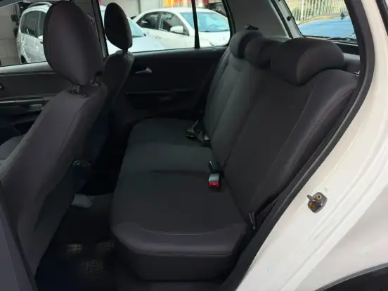 VOLKSWAGEN-FOX-1.6 MI 8V FLEX 4P MANUAL VOLKSWAGEN-FOX-2012