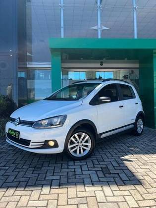 VOLKSWAGEN FOX 1.0 MPI TRACK 12V FLEX 4P MANUAL