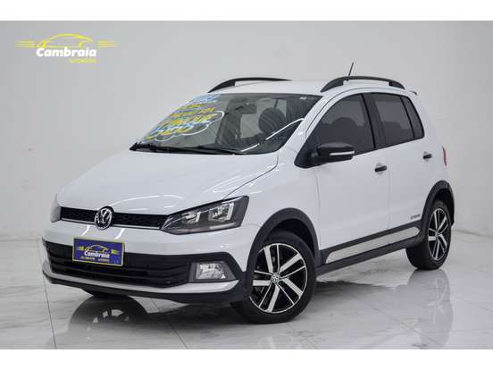 VOLKSWAGEN-FOX-2019
