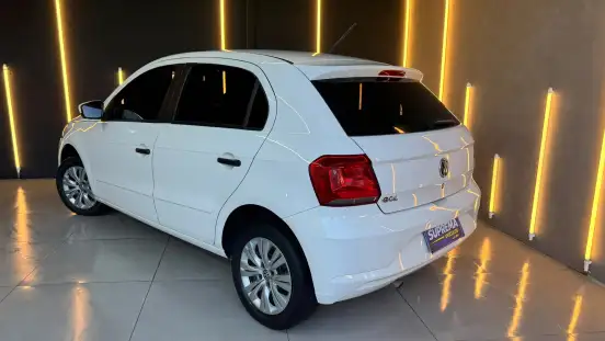 VOLKSWAGEN-GOL-2021