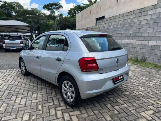 VOLKSWAGEN-GOL-2021
