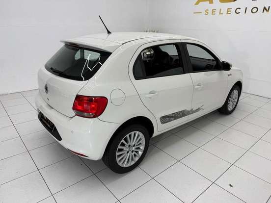 VOLKSWAGEN-GOL-1.0 MI ROCK IN RIO 8V FLEX 4P MANUAL VOLKSWAGEN-GOL-2015