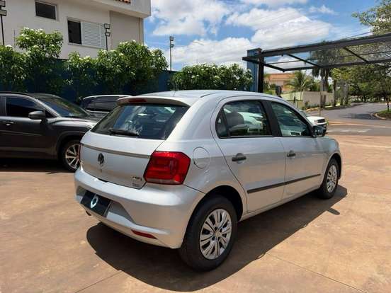 VOLKSWAGEN-GOL-1.6 MSI TOTALFLEX TRENDLINE 4P MANUAL VOLKSWAGEN-GOL-2016