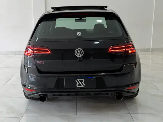 VOLKSWAGEN-GOLF-2.0 TSI GTI 16V TURBO GASOLINA 4P AUTOMÁTICO VOLKSWAGEN-GOLF-2015