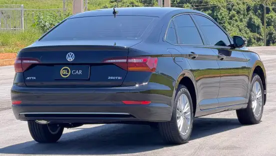 VOLKSWAGEN-JETTA-2019