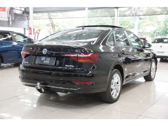 VOLKSWAGEN-JETTA-1.4 250 TSI TOTAL FLEX COMFORTLINE TIPTRONIC VOLKSWAGEN-JETTA-2018