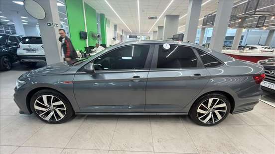 VOLKSWAGEN-JETTA-2019
