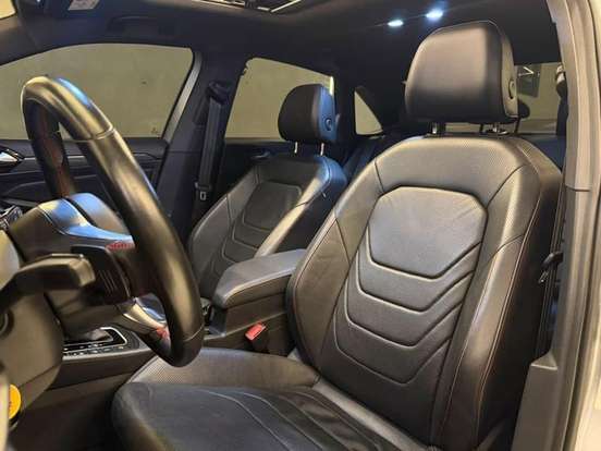 VOLKSWAGEN-JETTA-2.0 350 TSI GASOLINA GLI DSG VOLKSWAGEN-JETTA-2020