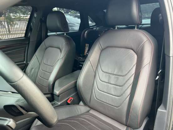 VOLKSWAGEN-JETTA-2024