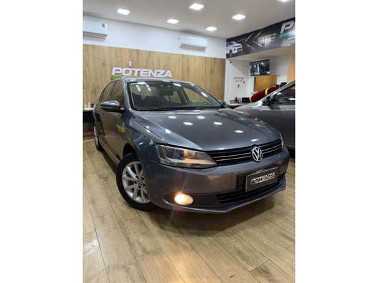 VOLKSWAGEN-JETTA-2.0 COMFORTLINE FLEX 4P MANUAL VOLKSWAGEN-JETTA-2011