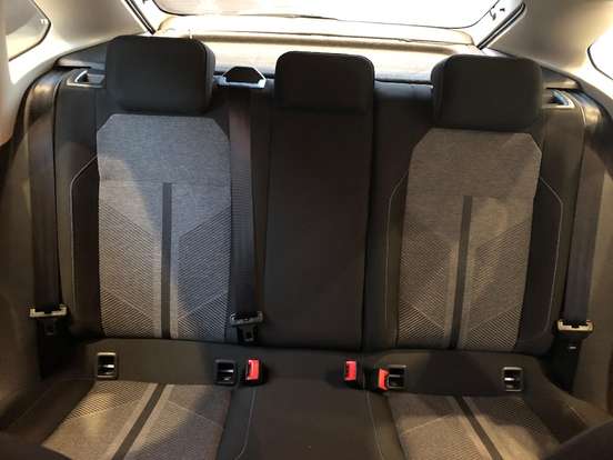 VOLKSWAGEN-NIVUS-1.0 200 TSI TOTAL FLEX COMFORTLINE AUTOMÁTICO VOLKSWAGEN-NIVUS-2024