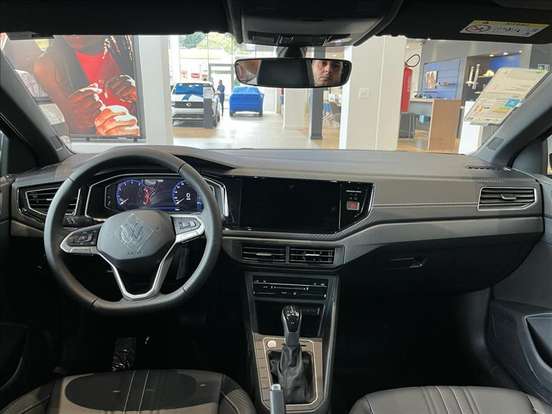 VOLKSWAGEN-NIVUS-1.0 200 TSI TOTAL FLEX HIGHLINE AUTOMÁTICO VOLKSWAGEN-NIVUS-2026