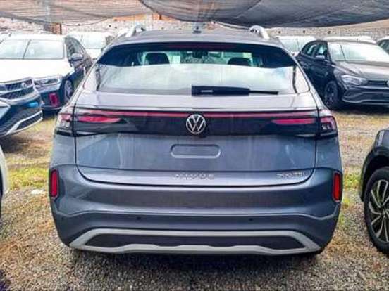 VOLKSWAGEN-NIVUS-1.0 200 TSI TOTAL FLEX HIGHLINE AUTOMÁTICO VOLKSWAGEN-NIVUS-2026