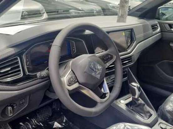 VOLKSWAGEN-NIVUS-1.0 200 TSI TOTAL FLEX HIGHLINE AUTOMÁTICO VOLKSWAGEN-NIVUS-2026
