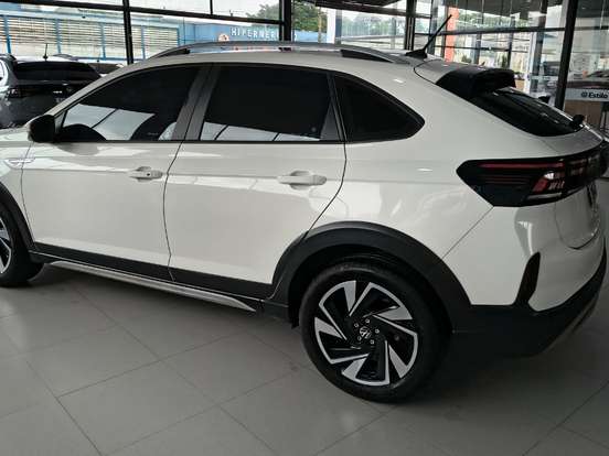 VOLKSWAGEN-NIVUS-1.0 200 TSI TOTAL FLEX HIGHLINE AUTOMÁTICO VOLKSWAGEN-NIVUS-2025