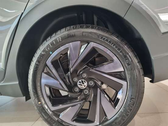 VOLKSWAGEN-NIVUS-1.0 200 TSI TOTAL FLEX HIGHLINE AUTOMÁTICO VOLKSWAGEN-NIVUS-2026