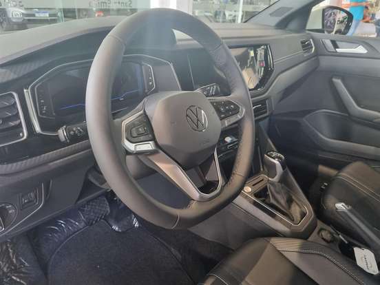 VOLKSWAGEN-NIVUS-1.0 200 TSI TOTAL FLEX HIGHLINE AUTOMÁTICO VOLKSWAGEN-NIVUS-2026
