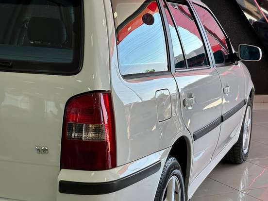 VOLKSWAGEN-PARATI-2000