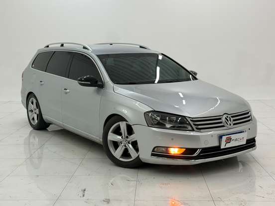 VOLKSWAGEN-PASSAT-2.0 TSI HIGLHINE VARIANT GASOLINA 4P AUTOMATIZADO VOLKSWAGEN-PASSAT-2011