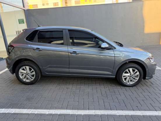 VOLKSWAGEN-POLO-2023
