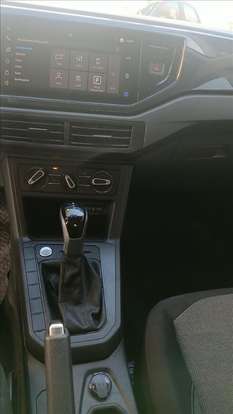 VOLKSWAGEN-POLO-2023