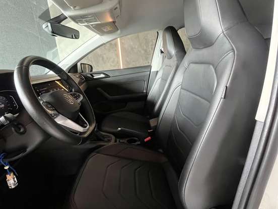 VOLKSWAGEN-POLO-1.0 170 TSI HIGHLINE AUTOMÁTICO VOLKSWAGEN-POLO-2022