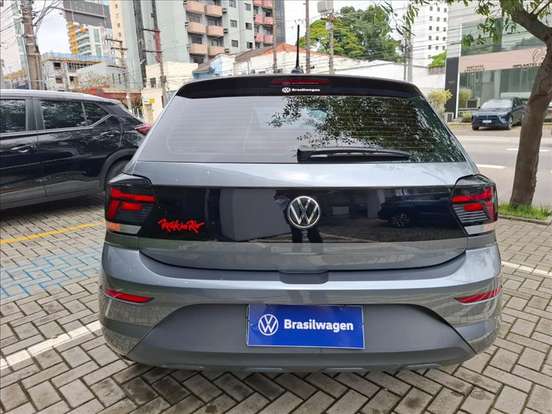 VOLKSWAGEN-POLO-2024