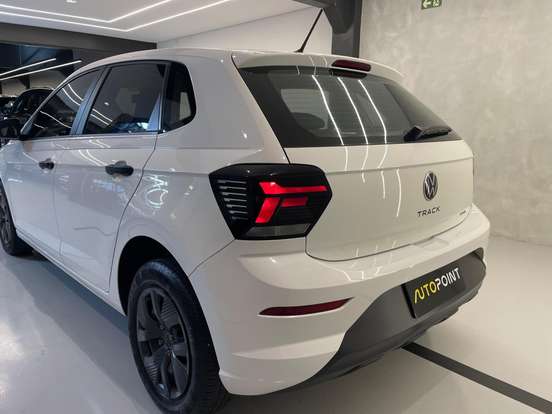 VOLKSWAGEN-POLO-2024