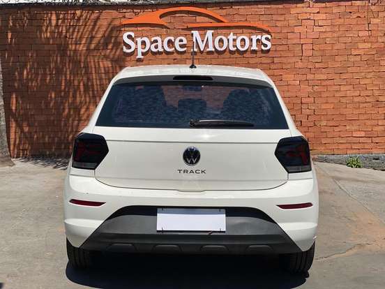 VOLKSWAGEN-POLO-2023