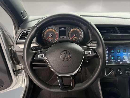 VOLKSWAGEN-SAVEIRO-2025