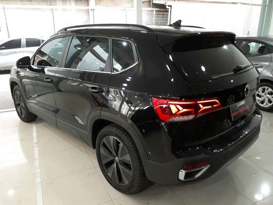 VOLKSWAGEN-TAOS-1.4 250 TSI TOTAL FLEX COMFORTLINE AUTOMÁTICO VOLKSWAGEN-TAOS-2023
