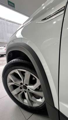 VOLKSWAGEN-TAOS-2022