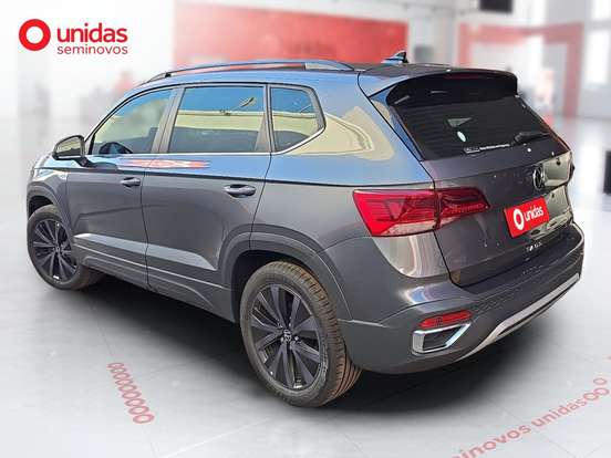 VOLKSWAGEN-TAOS-2024