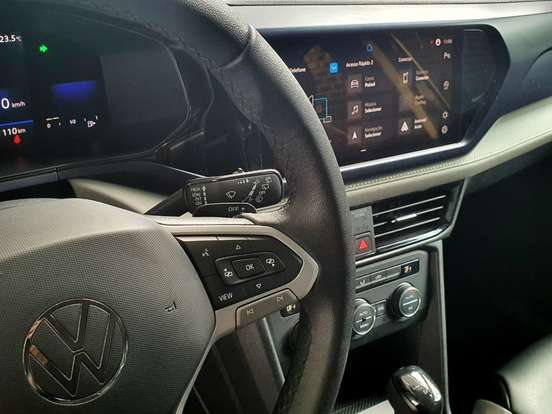 VOLKSWAGEN-TAOS-2022