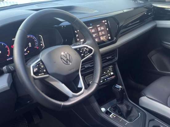 VOLKSWAGEN-TAOS-2024