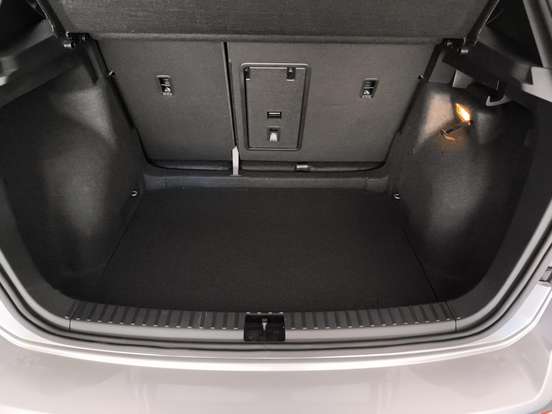 VOLKSWAGEN-TAOS-1.4 250 TSI TOTAL FLEX HIGHLINE AUTOMÁTICO VOLKSWAGEN-TAOS-2024