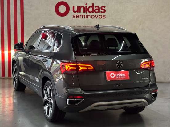 VOLKSWAGEN-TAOS-1.4 250 TSI TOTAL FLEX HIGHLINE AUTOMÁTICO VOLKSWAGEN-TAOS-2024