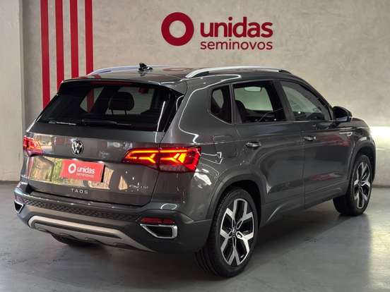 VOLKSWAGEN-TAOS-2024