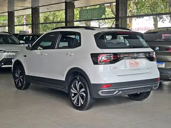 VOLKSWAGEN-T-CROSS-1.0 200 TSI TOTAL FLEX AUTOMÁTICO VOLKSWAGEN-T-CROSS-2024