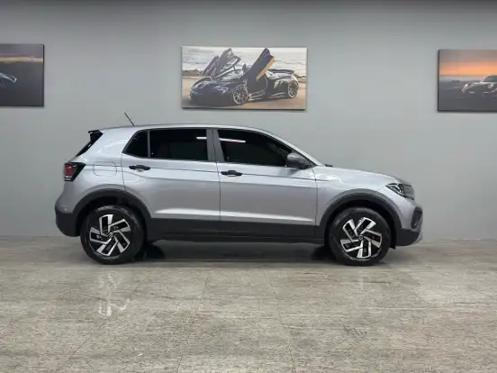 VOLKSWAGEN-T-CROSS-2025