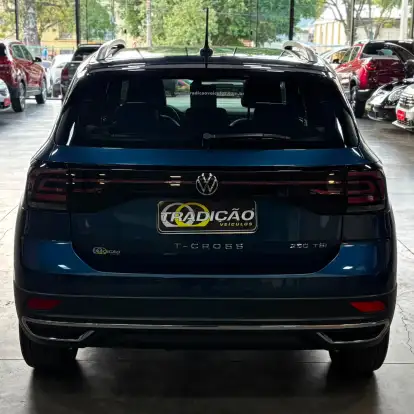 VOLKSWAGEN-T-CROSS-2022