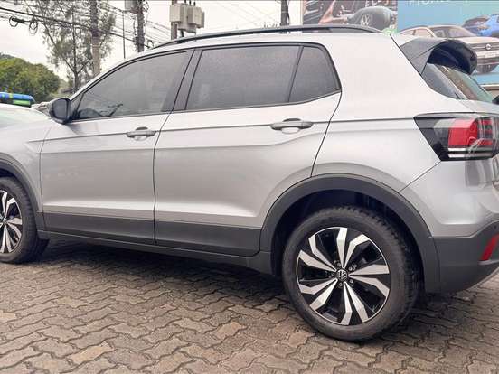 VOLKSWAGEN-T-CROSS-1.0 200 TSI TOTAL FLEX AUTOMÁTICO VOLKSWAGEN-T-CROSS-2025