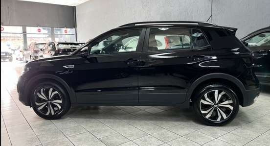 VOLKSWAGEN-T-CROSS-2024