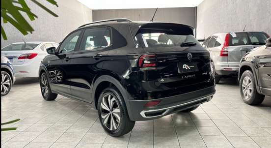 VOLKSWAGEN-T-CROSS-2024