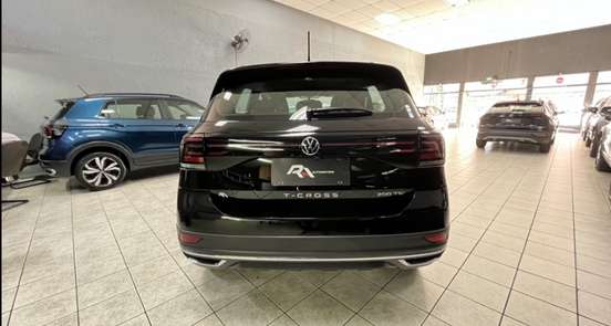 VOLKSWAGEN-T-CROSS-2024
